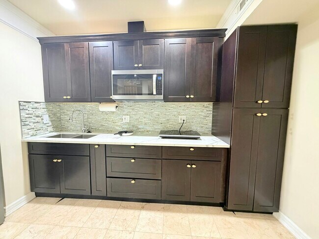 Building Photo - 7125 Ayers Meadow Ln