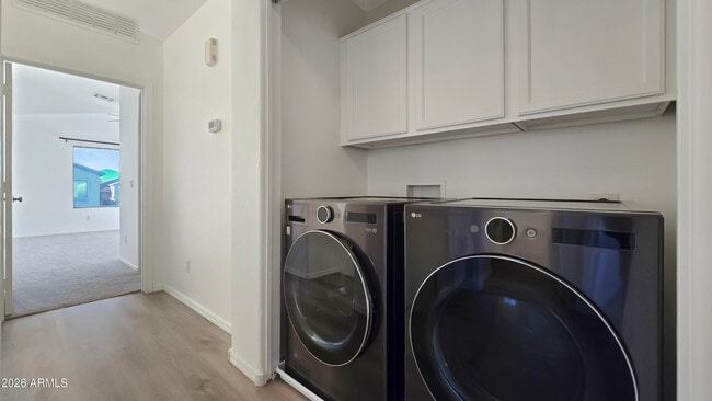 Building Photo - 11421 W Pima St