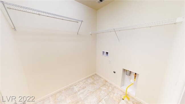 Building Photo - 413 Burgos Ave