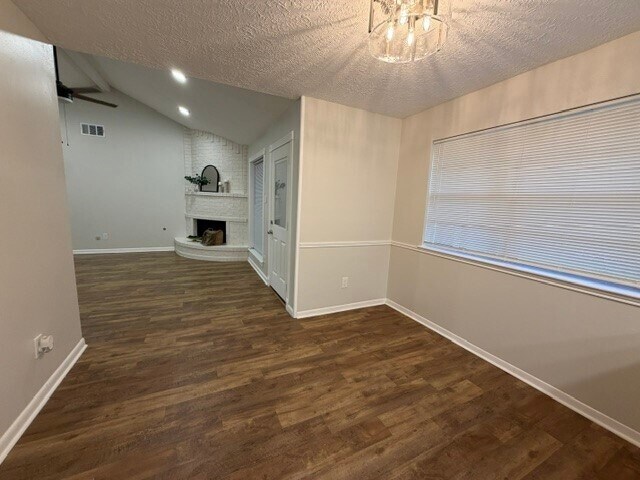 Building Photo - 4808 Fairmoor St