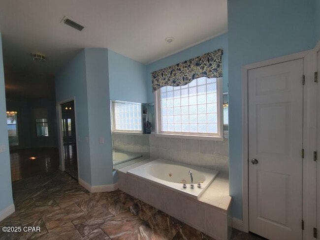 Building Photo - 7327 Rodgers Dr