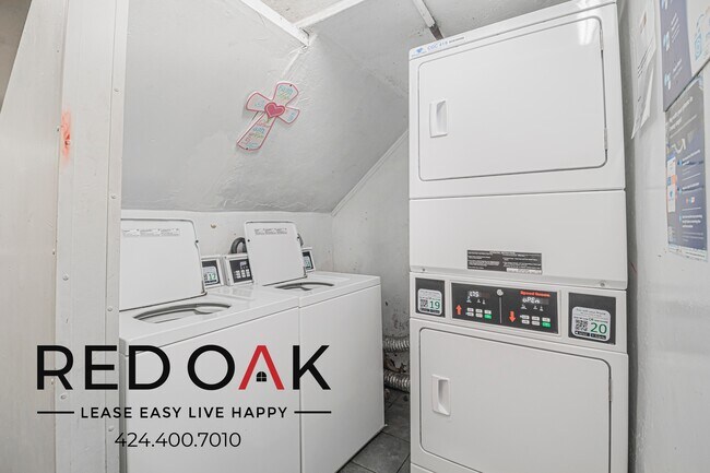 Building Photo - 1839 W 12th St