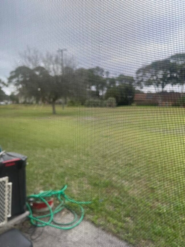 Building Photo - 4259 Oak Terrace Dr