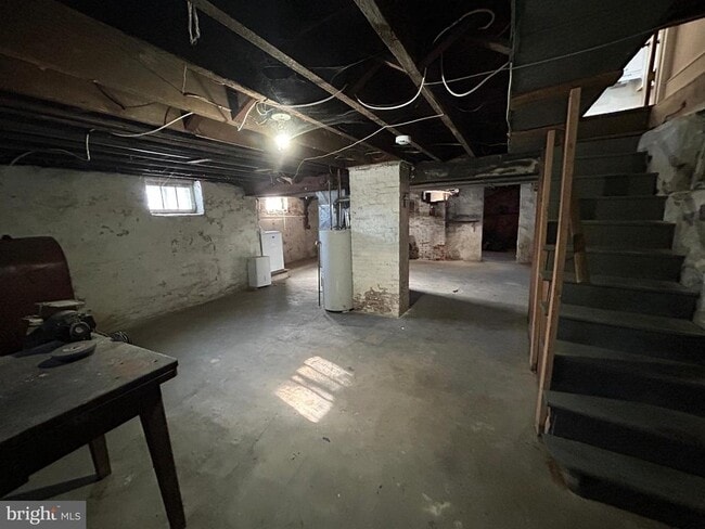 Building Photo - 534 Park Ave