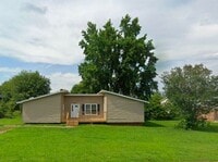 Building Photo - 309 Westchester Rd
