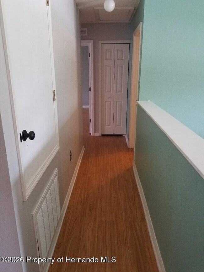 Building Photo - 6289 Freeport Dr