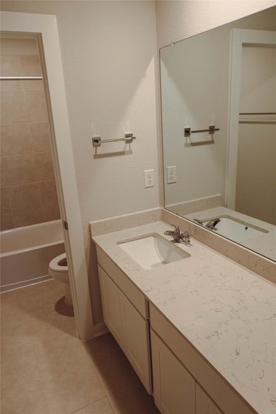 Building Photo - 8598 Blueberry Ash St