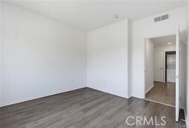 Building Photo - 9610 Zelzah Ave