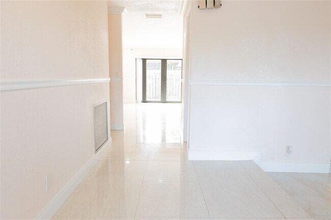 Building Photo - 7480 NW 37th Ct