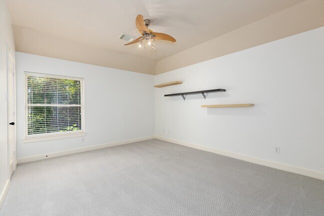 Building Photo - 27 N Arrow Canyon Cir