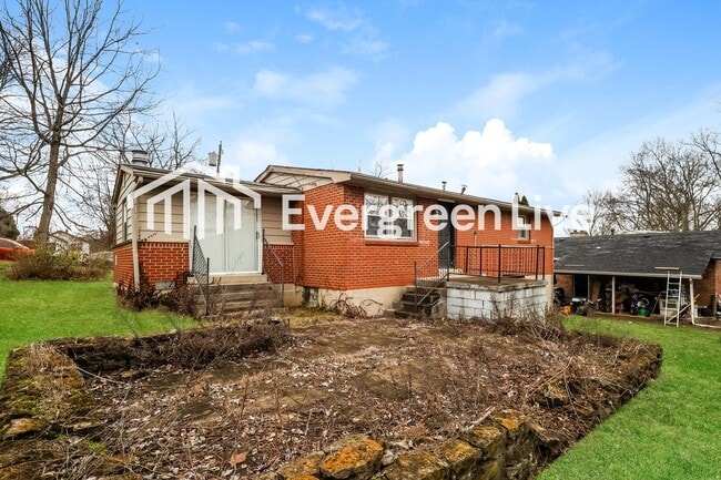 Building Photo - 107 W Leslie Ave