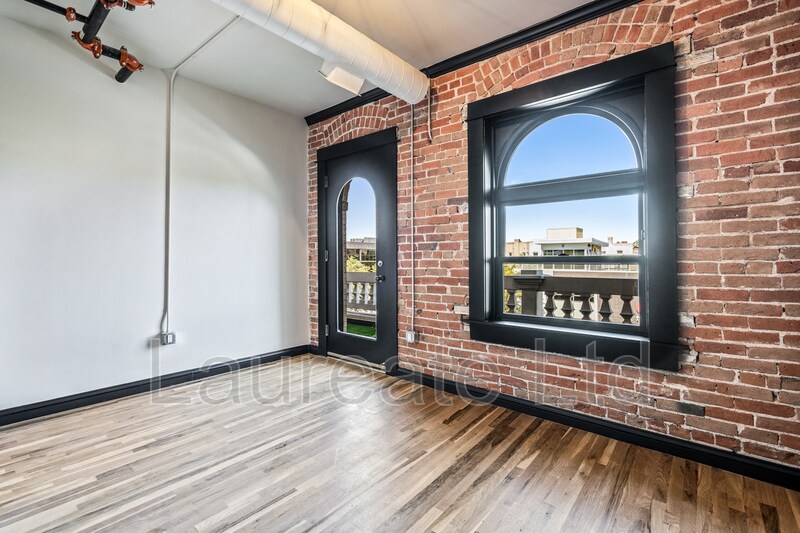 Building Photo - 1490 Lafayette St