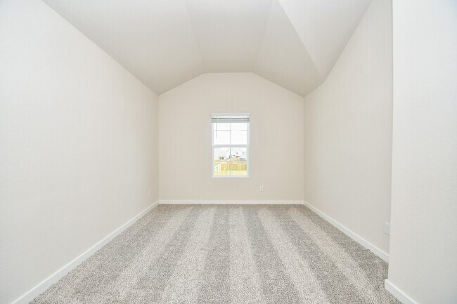 Building Photo - 5838 Wayne Wy