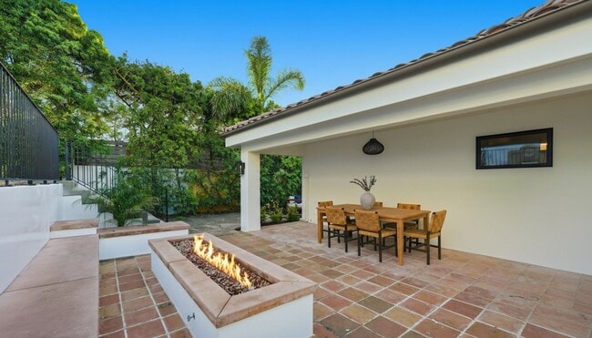 Building Photo - Completely Remodeled, Custom 4BR3.5BA Hilltop Home w/ Incredible Panoramic Ocean/Whitewater/Coast...