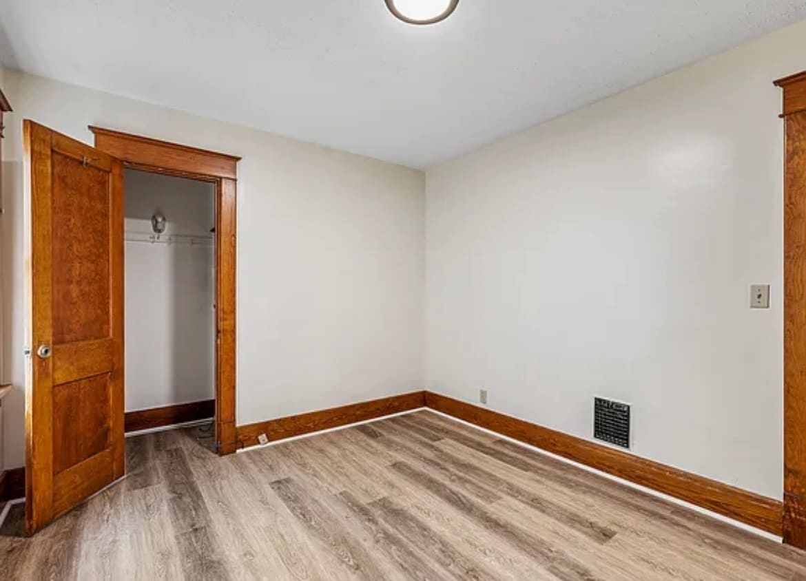 Building Photo - 632 Eggert Rd