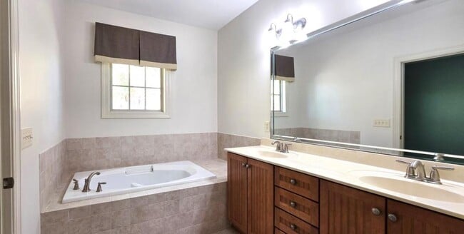 Building Photo - 1006 Indigo Ridge Pl