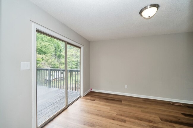 Building Photo - Now Leasing! 4-Bedroom Home with Modern Features & Great Layout