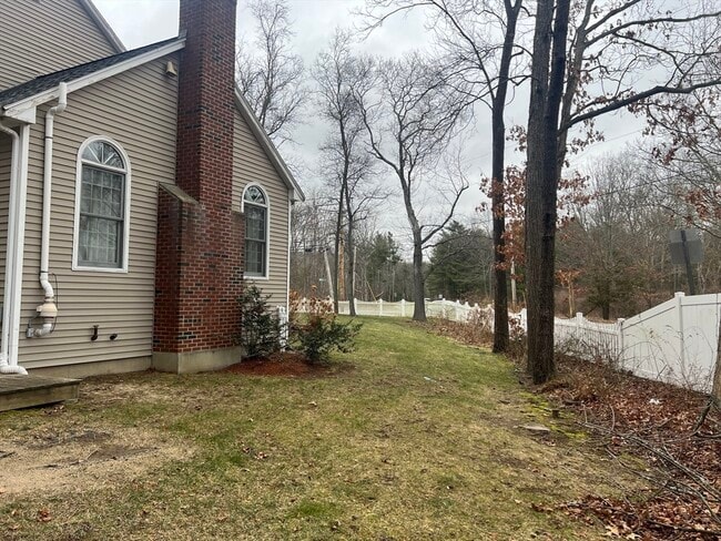 Building Photo - 1565 West St