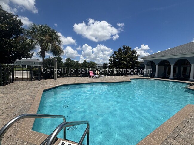 Building Photo - 10735 Savannah Wood Ct
