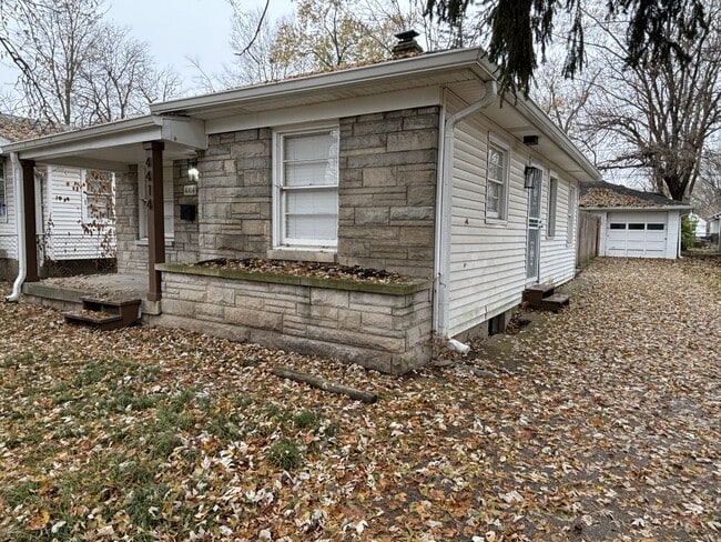 Building Photo - 4414 Kingsley Dr