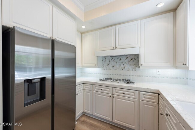 Building Photo - 1811 Fox Springs Cir