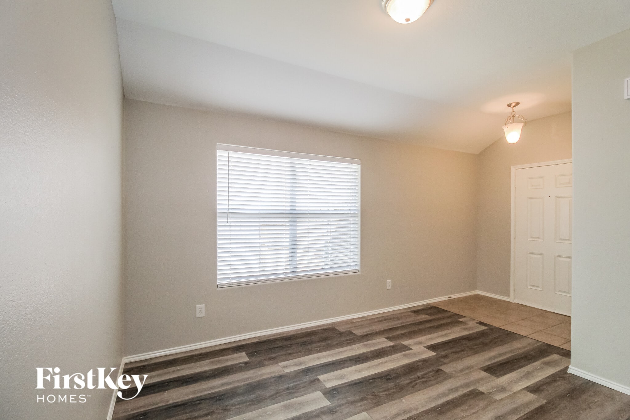 Building Photo - 1450 Waldrop Dr