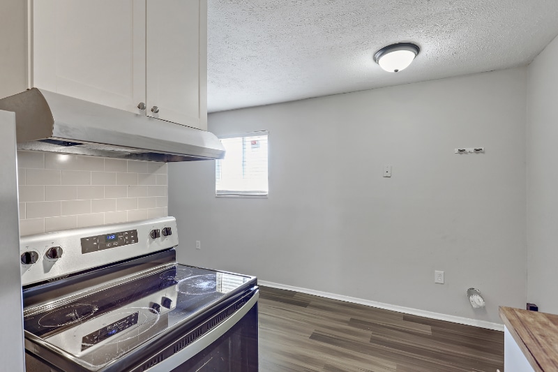 Building Photo - 206 Gunter St
