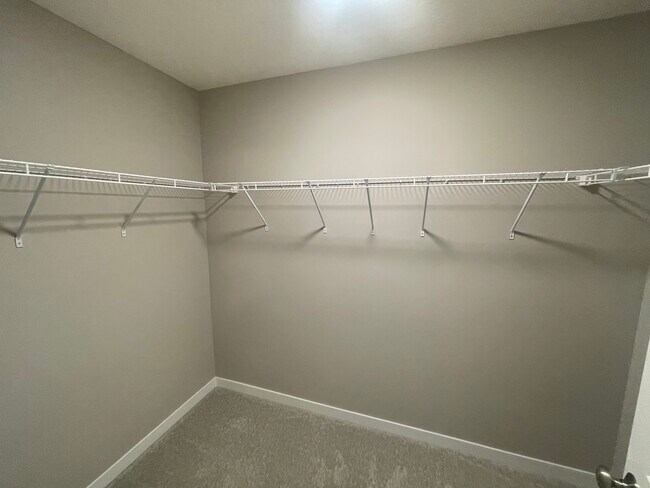 Building Photo - 7269 Cutler Dr