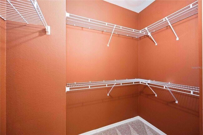 Building Photo - 7525 Plantation Cir