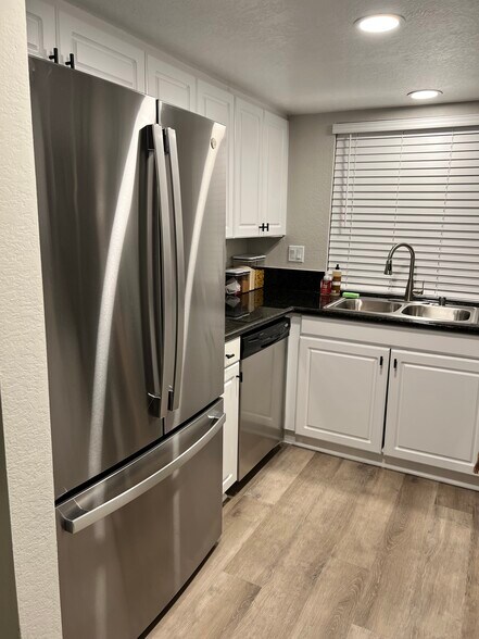 Building Photo - 25641 Indian Hill Ln