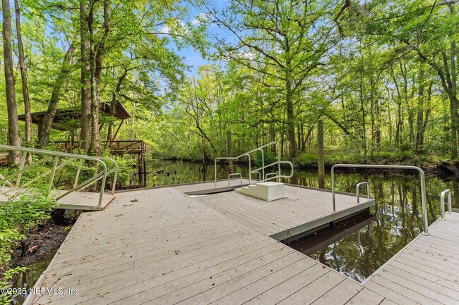 Building Photo - 324 Windley Dr