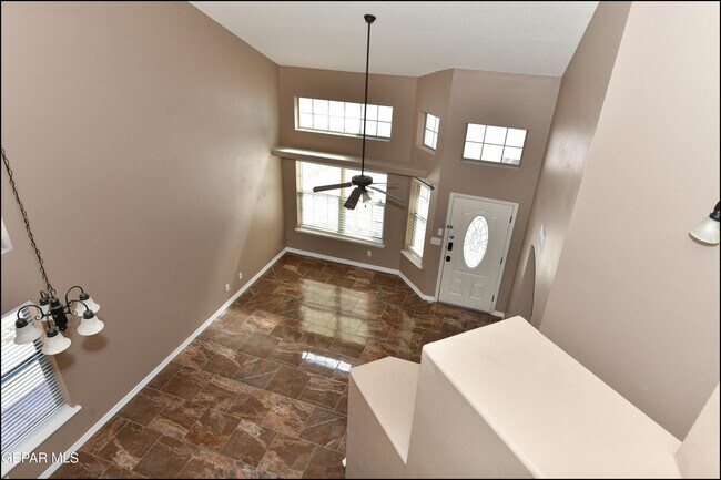 Building Photo - 3257 Sunset Point Dr