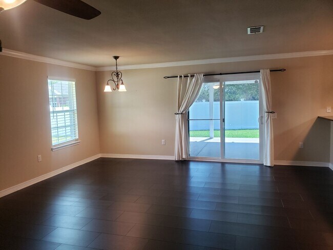 Building Photo - 3 bedroom in Sound Hammock Navarre!!