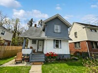 Building Photo - 2Bed/1Bath Single Family Home in Clairton