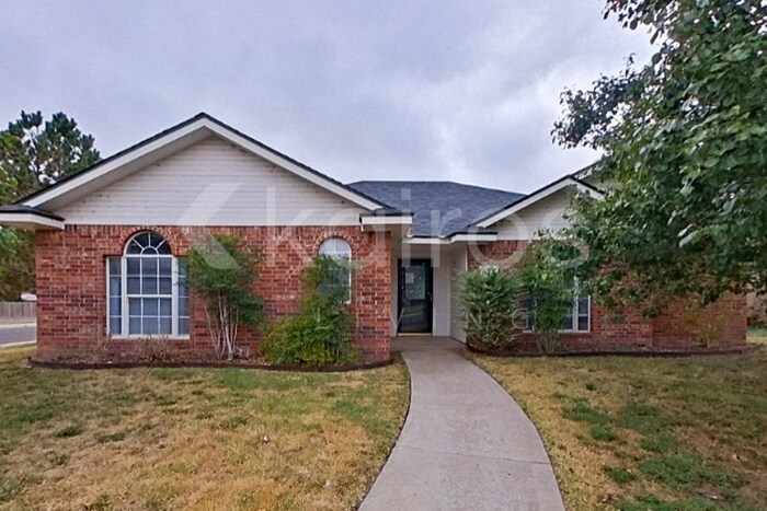 Primary Photo - 6212 Leigh Ave