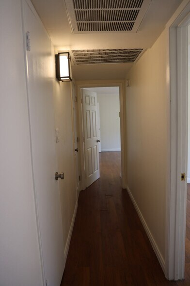 Building Photo - 5403 Newcastle Ave