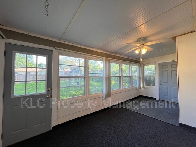 Building Photo - 1222 SW Ordnance Road