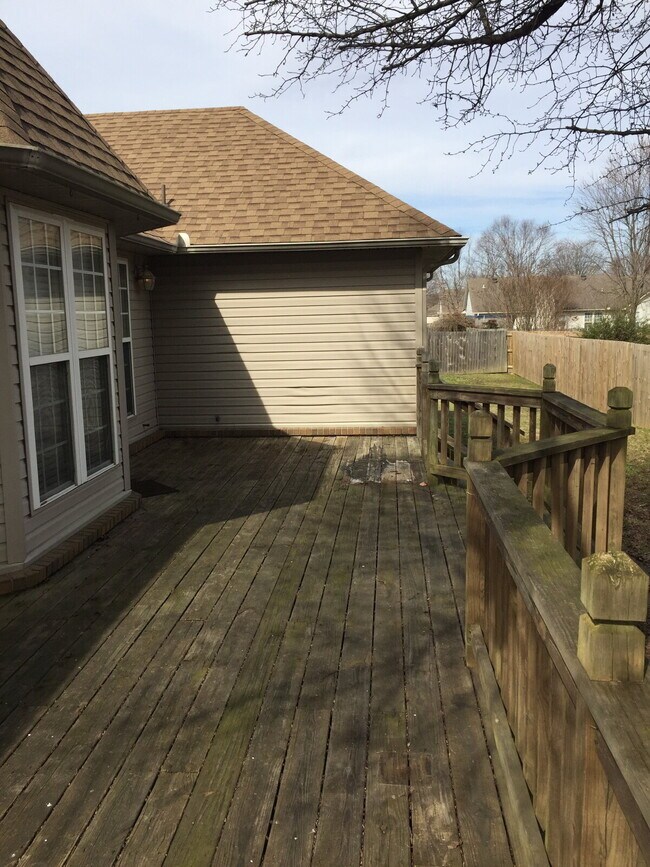 Building Photo - 336 Oxford Cove