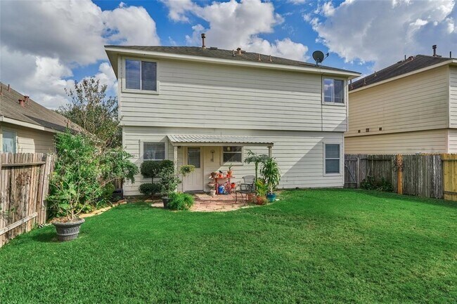 Building Photo - 21519 Falvel Sunrise Ct