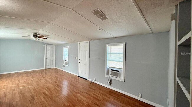Building Photo - 639 Ellison Pkwy