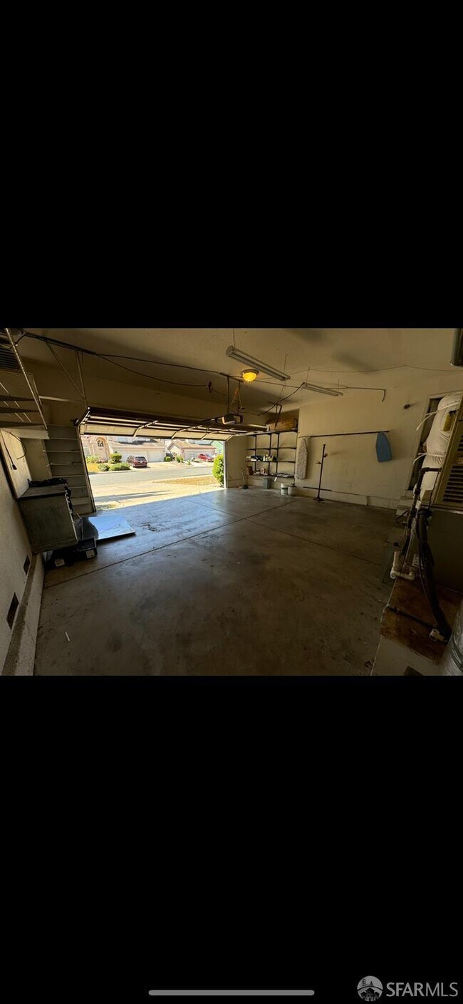 Building Photo - 4009 Pillsbury Ct