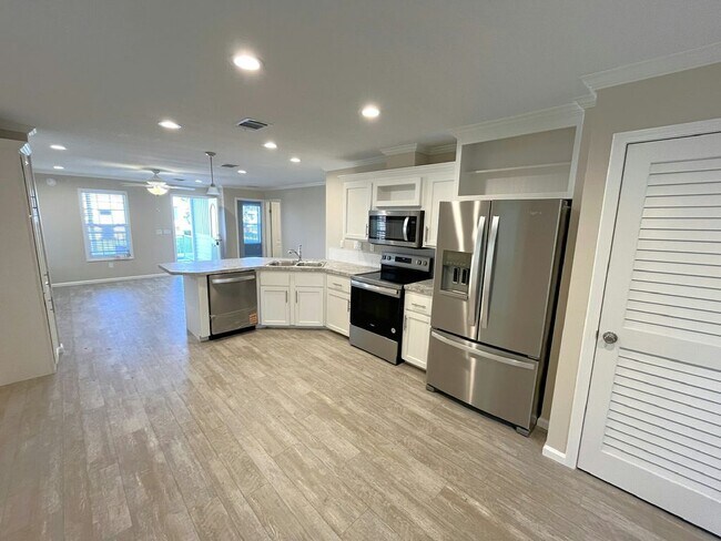 Building Photo - 5480 Ryegrass Ct