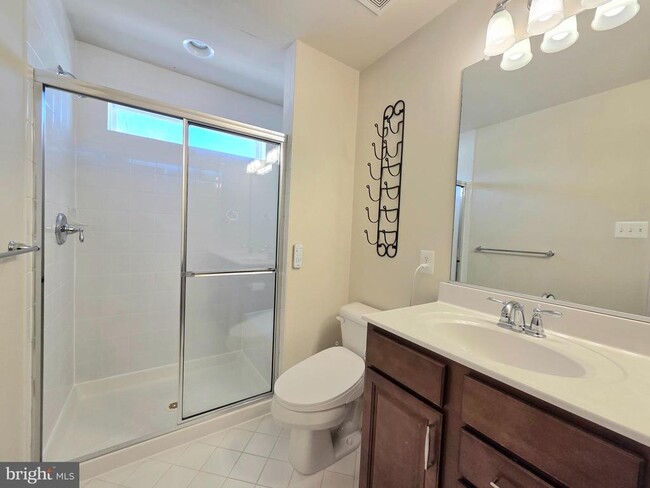 Building Photo - 1113 Red Hawk Way