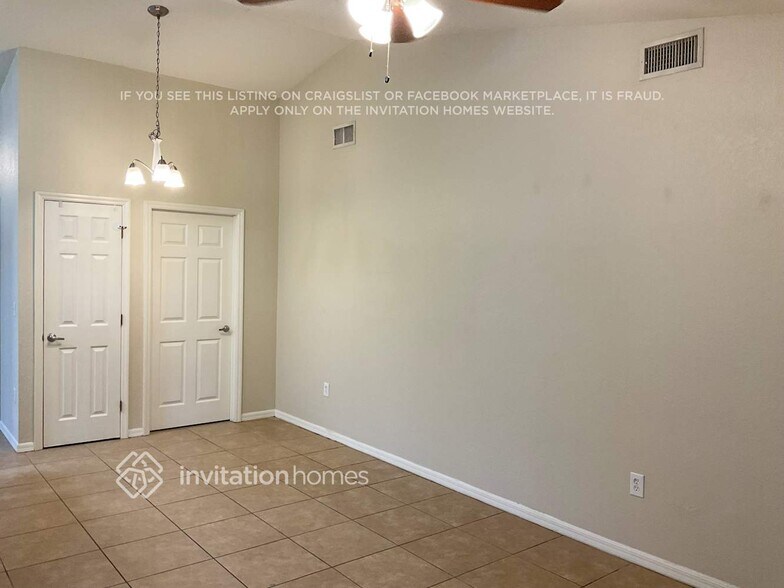 Building Photo - 5700 Fischer Dr