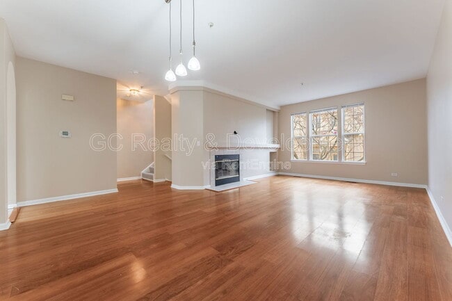 Building Photo - 2720 N Greenwood Ave