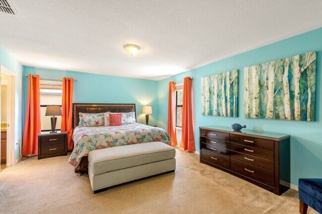 Building Photo - 1157 Cypress Pointe Blvd