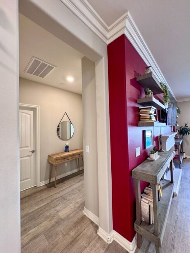 Building Photo - Stunning 5 Bedroom + Office Home with Priv...