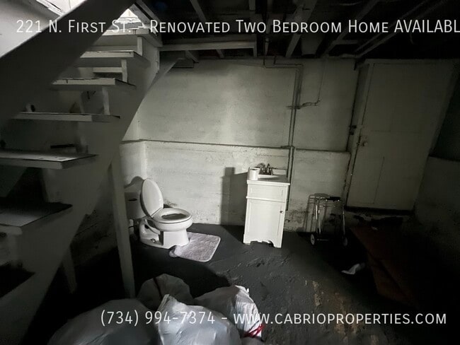 Building Photo - 221 N. First St.-Renovated Two Bedroom Home AVAILABLE NOW!