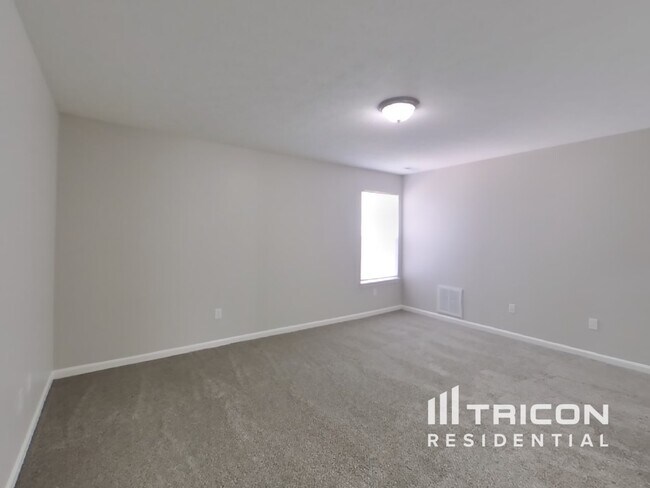 Building Photo - 176 Heartwood Hill