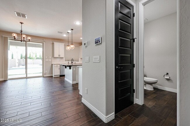 Building Photo - 9553 W Donald Dr